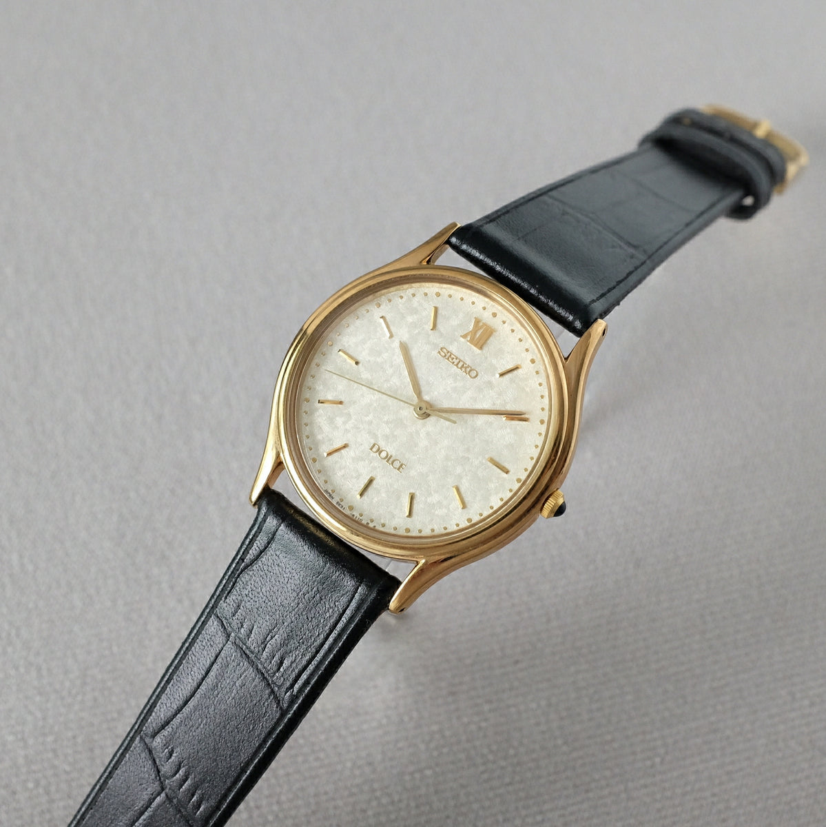 激安売上SEIKO DOLCE 5E31-600A silver×gold コンビ 時計